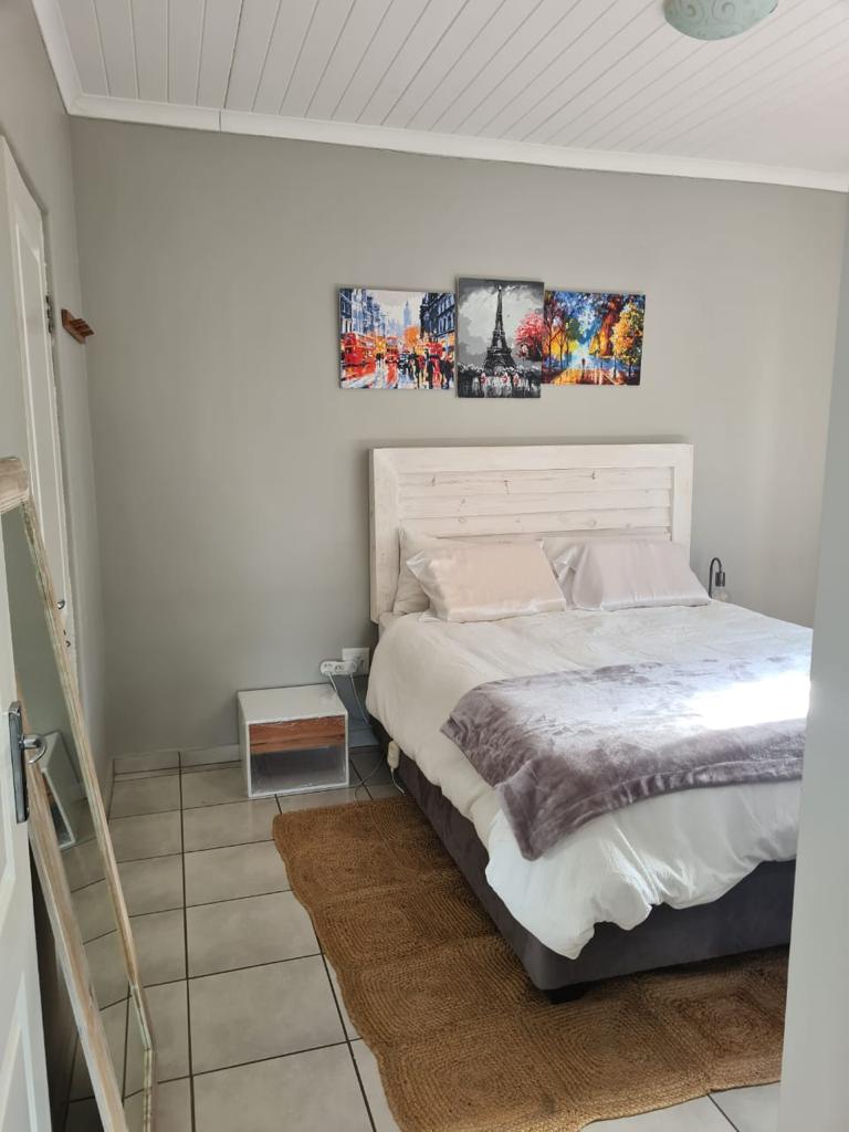 3 Bedroom Property for Sale in Glen Lilly Western Cape